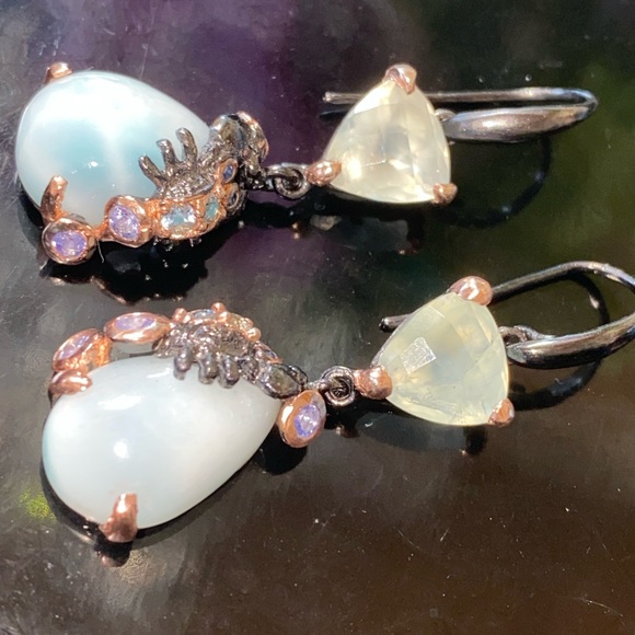 Gorgeous Genuine Larimar Prehnite Earrings - Picture 6 of 8